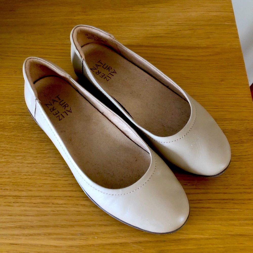 Naturalizer Flexy Flat